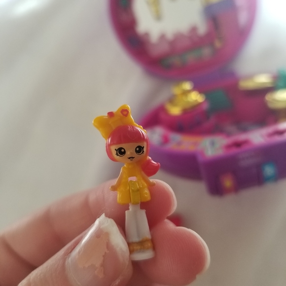 Shopkins Rare Lock Makeup Shop 💄 - Picture 9 of 10